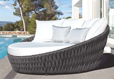 Bromo Luxury Daybed
