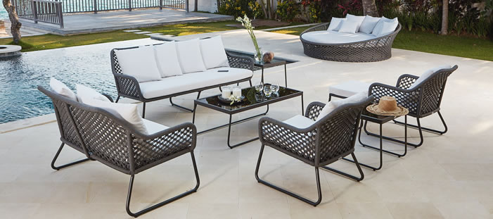 Skyline Design Moma Luxury Garden Sofa Set