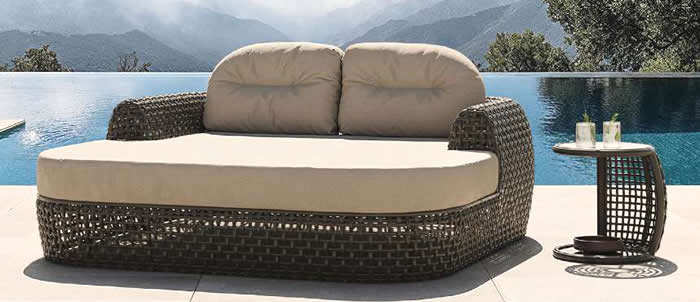 Skyline Design Dynasty Daybed