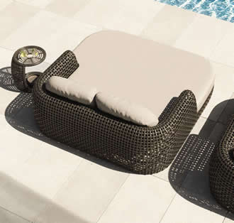 Skyline Design Dynasty Daybed