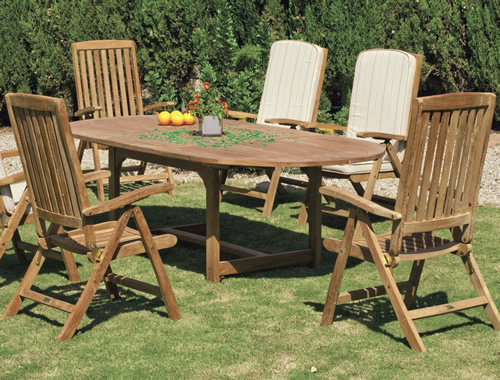 Macom Garden Table and Chairs
